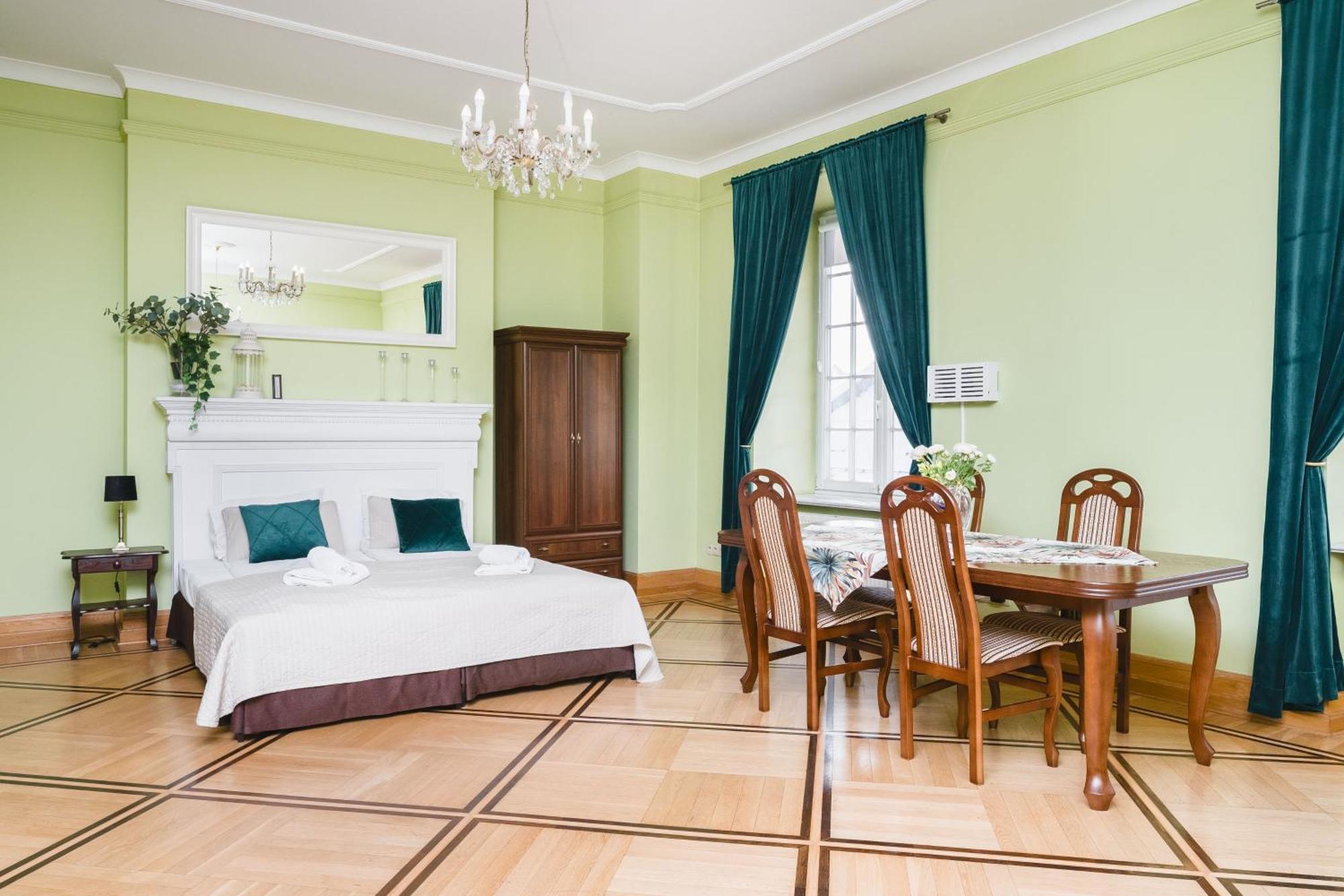 Apartamenty W Palacu Pod Baranami كراكوفيا المظهر الخارجي الصورة